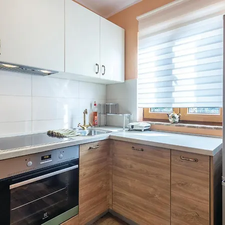 4 Bedroom Gorgeous In * Pula