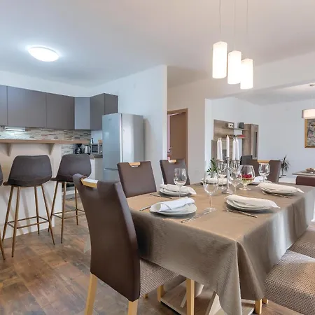 Stunning In With Wifi Holiday home