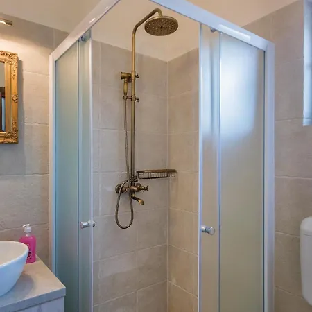 Stunning In With Wifi Holiday home *