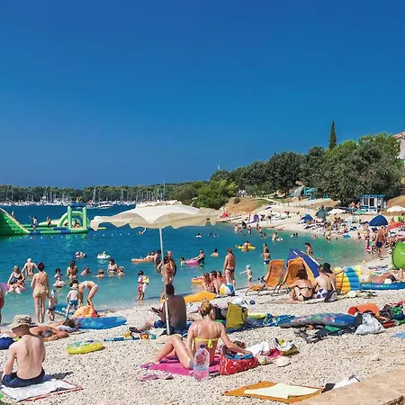 Holiday home Stunning In With Wifi