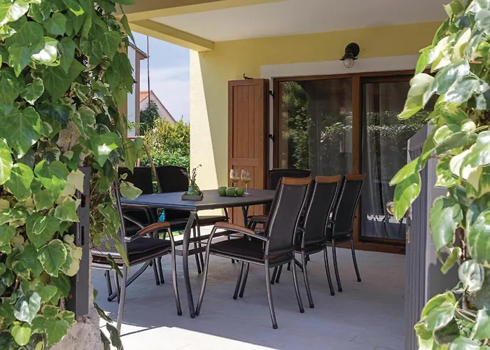 Stunning In With Wifi Πούλα