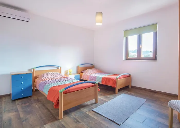 Stunning In With Wifi * Πούλα